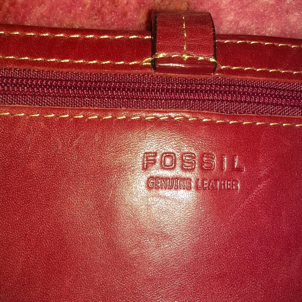 Fossil Leather Wallet Rustic Red - image 1